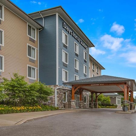 Days Inn & Suites By Wyndham Lindsay Eksteriør bilde