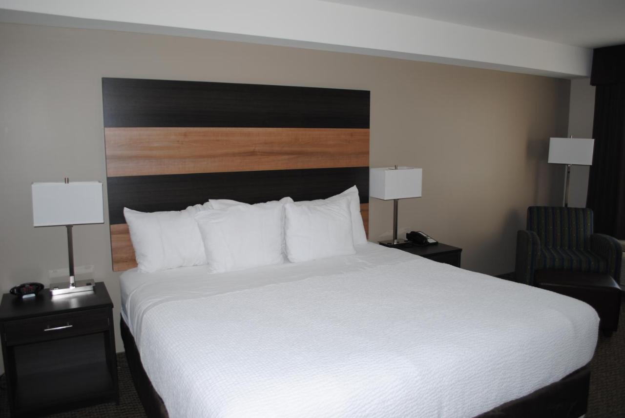 Days Inn & Suites By Wyndham Lindsay Eksteriør bilde