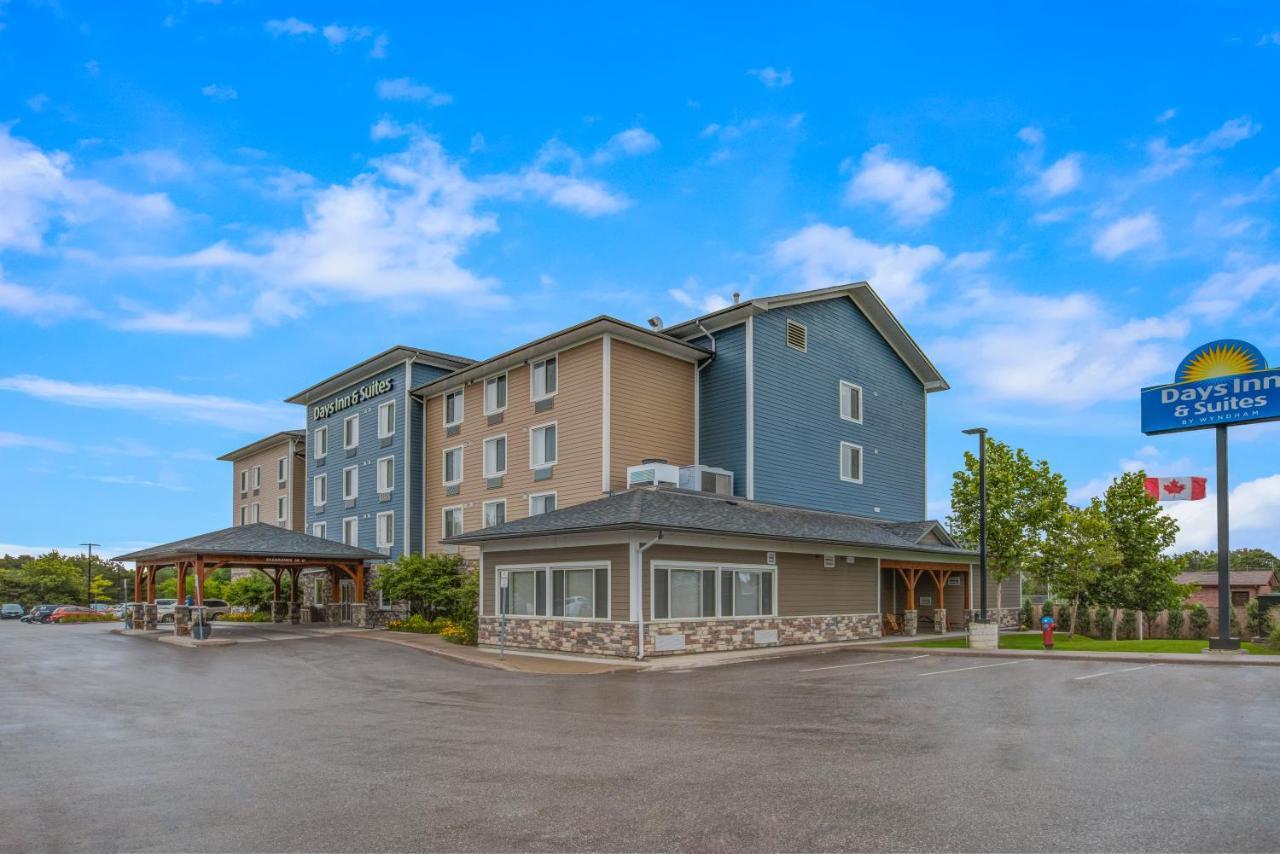 Days Inn & Suites By Wyndham Lindsay Eksteriør bilde