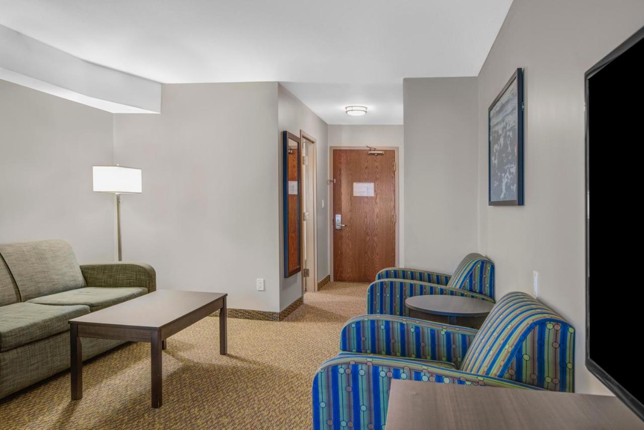 Days Inn & Suites By Wyndham Lindsay Eksteriør bilde