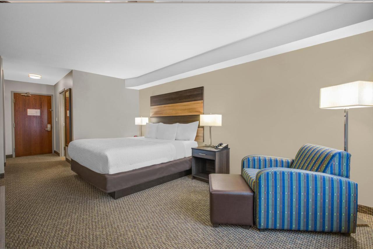 Days Inn & Suites By Wyndham Lindsay Eksteriør bilde