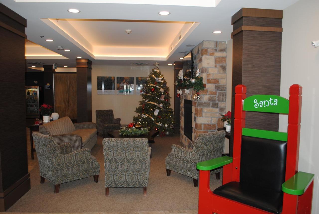 Days Inn & Suites By Wyndham Lindsay Eksteriør bilde