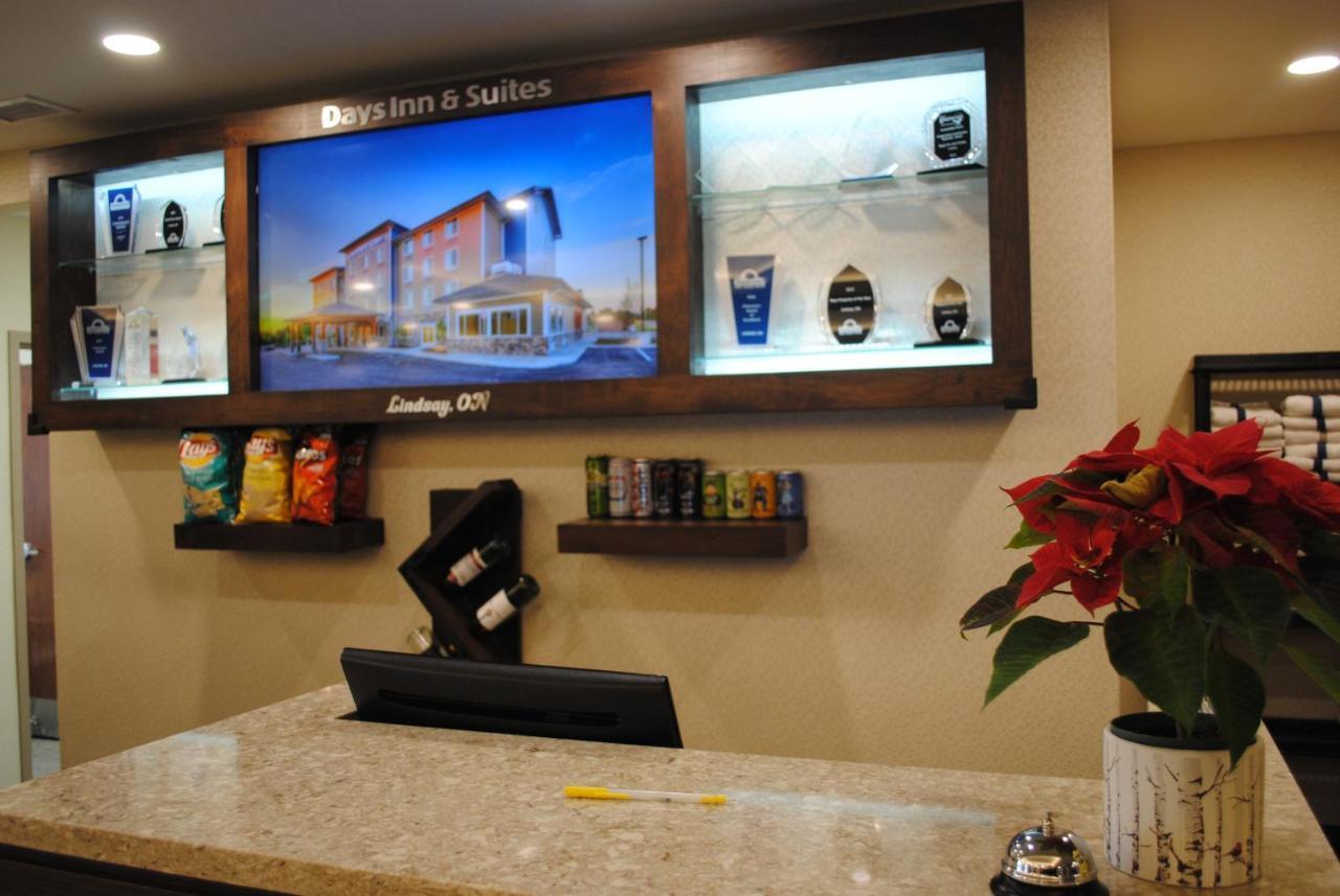Days Inn & Suites By Wyndham Lindsay Eksteriør bilde